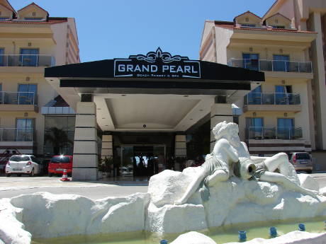 Grand Pearl Beach Resort & Spa